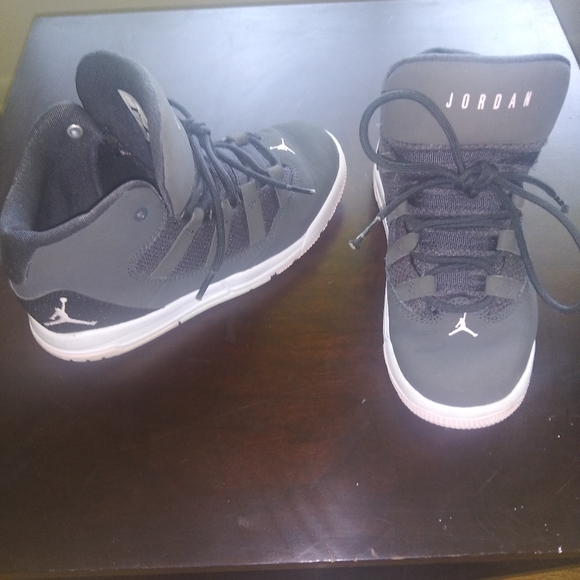 Jordan Max Aura Anthracite size 1y - Picture 2 of 6